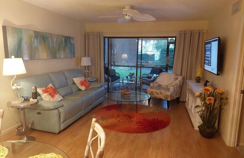 Braden River Condo | Beautiful Beach Style Condo on Ground Level