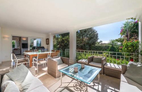 Urbanizacion Marbessa Villa | Beautiful beach villa Marbella