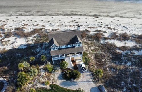Beachwalk House | Beautiful Beachfront House With Amazing Views!