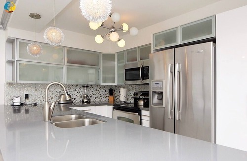 La Gorce Apartment | Beautiful Beachfront Large Apartment with Ocean Views - 604