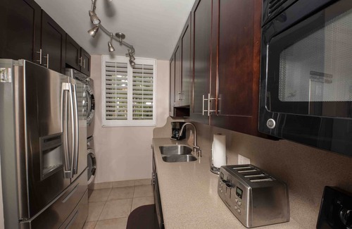 Maalaea Condo | Beautiful BeachFront condo Oceanview last minute special through 2025 180nt
