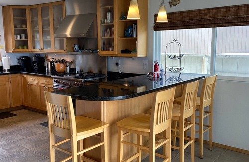 Faria Beach House | Beautiful Beachfront Faria Beach/Pitas Point Home