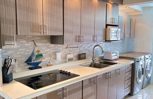 Dorado del Mar Villa | Beautiful Beachfront Villa, Totally Remodeled, 30 min to BAD BUNNY CONCERT