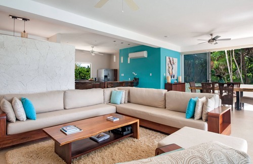 Tulsayab Villa | Beautiful Beachfront Villa in Tankah, TULUM.