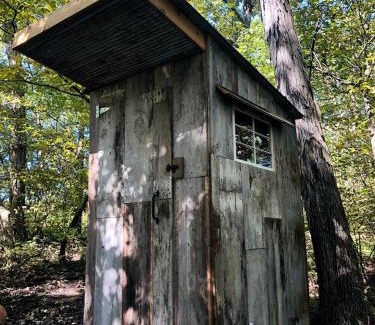 Excelsior Springs Other | Beautiful Bell Tent Rental near Kansas City for Glamping in Missouri