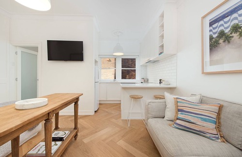 Bondi Beach Apartment | Beautiful Bondi H335