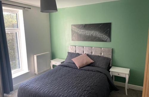 Deepcar House | Beautiful brand new 3-Bed House in Sheffield