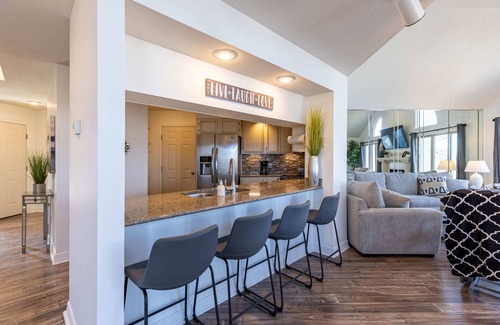 Table Rock Villa | Beautiful Branson Villa!