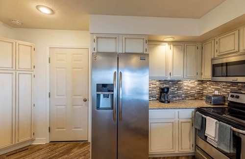 Table Rock Villa | Beautiful Branson Villa!