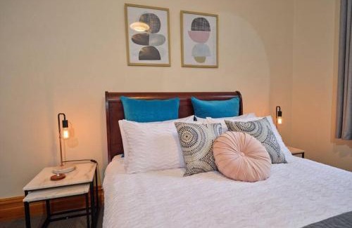 Norwood Apartment | Beautiful Cottage in cosmopolitan Norwood