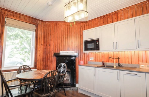 Lairg Cabin | Beautiful cabin nestled in a private Estate in the Scottish Highlands,