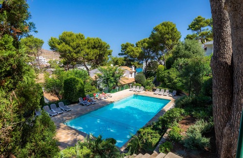 Cala San Vicente Villa | Beautiful Can Botana 1 with Garden, Terrace, Pool & Wi-Fi