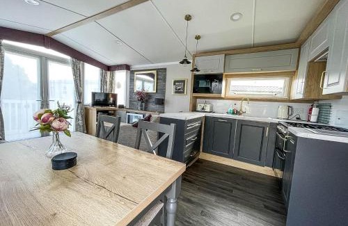 Walton on the Naze Other | Beautiful Caravan With Decking At Naze Marine Park, Sleeps 8 Ref 17341Br