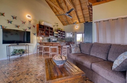 Politilly Bight House | Beautiful Caribbean Hilltop Home Overlooking Turquoise Sea Close to Beaches