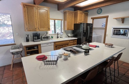 North Fork House | Beautiful Cedar Cabin