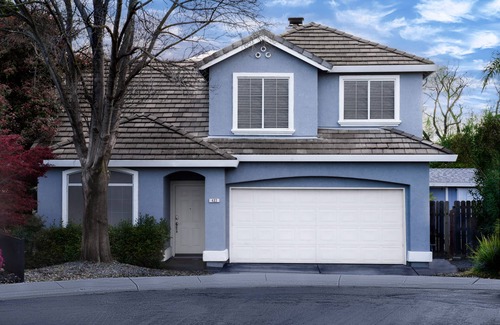 Roseville House | Beautiful, central located with pool and fire pit!