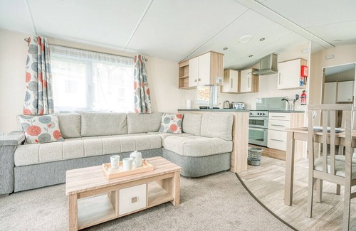 Hewas Water House | Beautiful centre opening luxury holiday home.