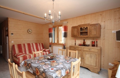 Mont-Dore Ski Chalet | Beautiful chalet with terrace, near Mont-Dore center and ski lifts, parking and modern amenities