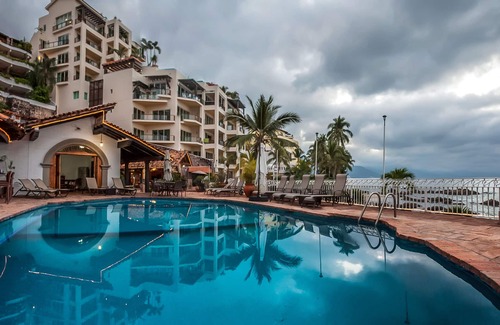 Conchas Chinas Villa | Beautiful & charming Hacienda style Villa Celeste