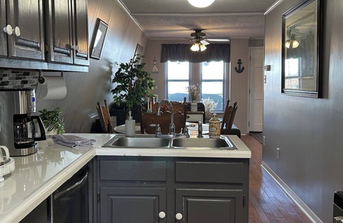 Grainger County House | Beautiful Chateau on Cherokee LakenCome relax and enjoy the beautiful view!