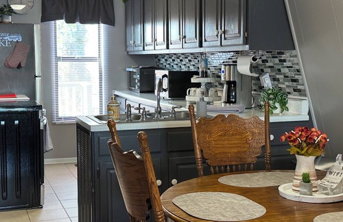 Grainger County House | Beautiful Chateau on Cherokee LakenCome relax and enjoy the beautiful view!