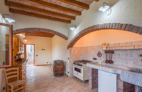 Uscio House | Beautiful, classic Italian vacation home with a magnificent view of the hilly and magnificently over