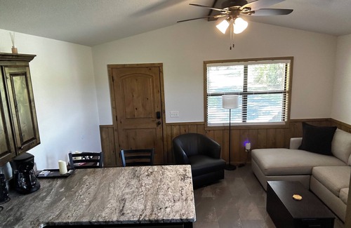 New Boston Cabin | Beautiful, clean & cozy White House Cabin #3 near New Boston Texas