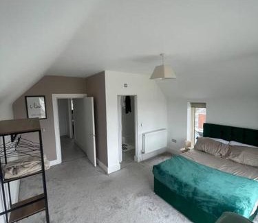 Cleethorpes Apartment | Beautiful Cleethorpes stay with sea view