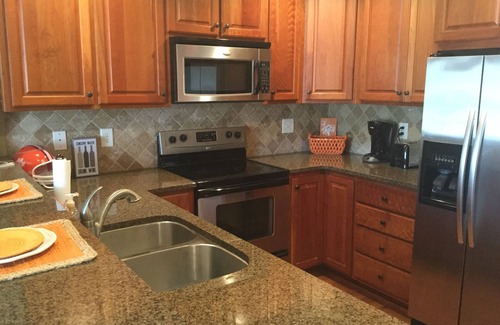Clemson Condo | Beautiful Clemson condo less than a mile from campus and downtown.