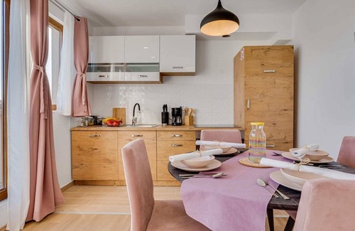 Baric Draga Apartment | Beautiful coastal apartment in Karlobag