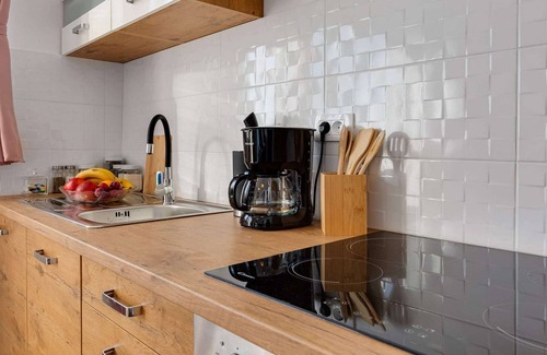 Baric Draga Apartment | Beautiful coastal apartment in Karlobag