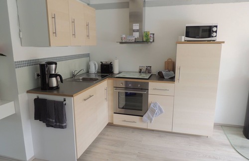 Ruckeberg House | Beautiful, completely renovated only roof house! 150m to the loop.