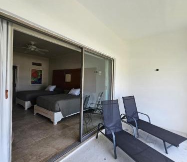 Santa Maria Huatulco Apartment | Beautiful Condo in a great Beach Hotel complex