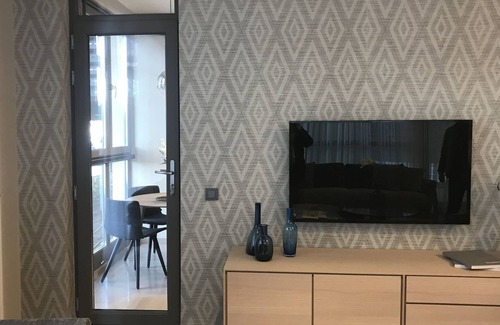 Yenimahalle Apartment | Beautiful conde overlooking the park