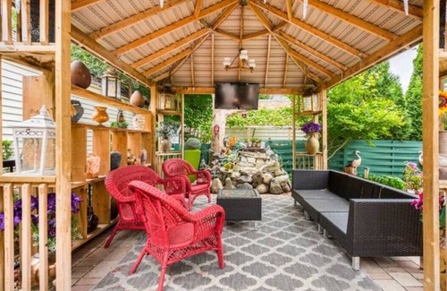 Brossard Apartment | Beautiful condo