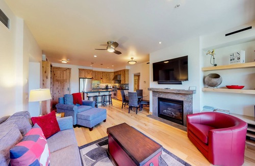 Elkhorn Village Condo | Beautiful condo close to skiing & Pet-Friendly!