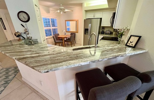North Naples Condo | Beautiful Condo Close To Beaches With Gated Community Pools Tennis Fitness