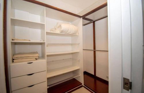Escazu House | Beautiful Condo just steps from Avenida Escazu in an unbeatable location