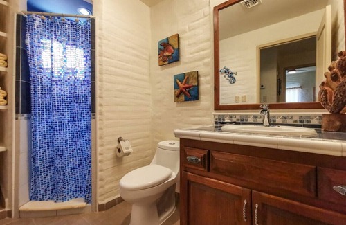San Carlos Condo | Beautiful condo walking distance to the beach
