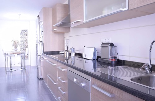 Alicante Apartment | Beautiful, Cosy, Great Apartment Downtown, Near Beach. Ask for Parking.