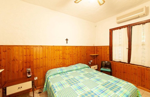 Eden Beach House | Beautiful cottage with atmospheric, well-kept garden, only 200 m from the sandy beach.