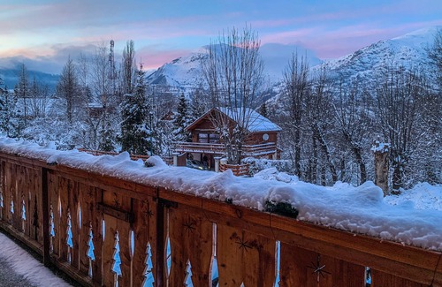 Mont-de-Lans Ski Chalet | Beautiful cottage for 10 people in Les Deux Alpes
