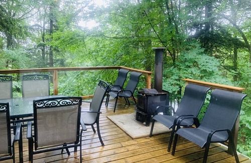 Dysart et al House | Beautiful Cottage near Haliburton and Muskoka - ~ 3 Hours from GTA