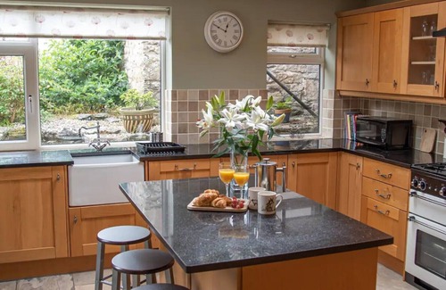 Bretherdale Cottage | Beautiful Cottage in Idyllic Village of Orton