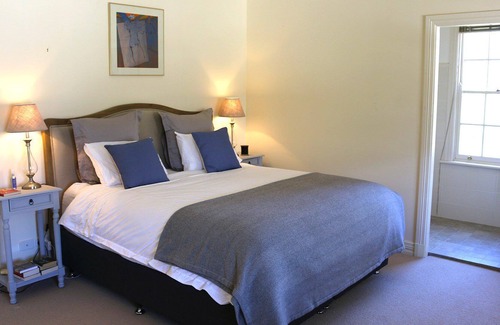 Berrima House | Beautiful country home in an ideal private position centrally located in Berrima