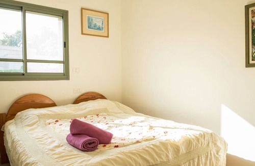 She'ar Yashuv House | Beautiful country side property outside Nuriel main complex