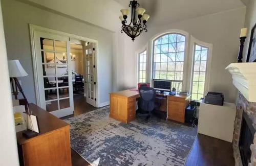 Bentonville - Fayetteville House | Beautiful country home in Cave Springs AR