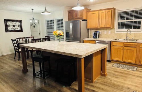 Concord House | Beautiful, Cozy home in Concord providing a spacious & tranquil retreat