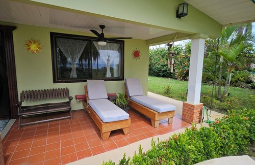 Parrita House | Beautiful beachfront home with a private pool in between Jaco & Manuel Antonio.