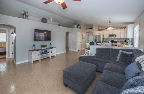 Oro Valley House | Beautiful desert family home